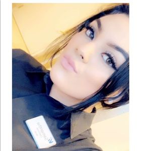 Meet your Posher, Samantha